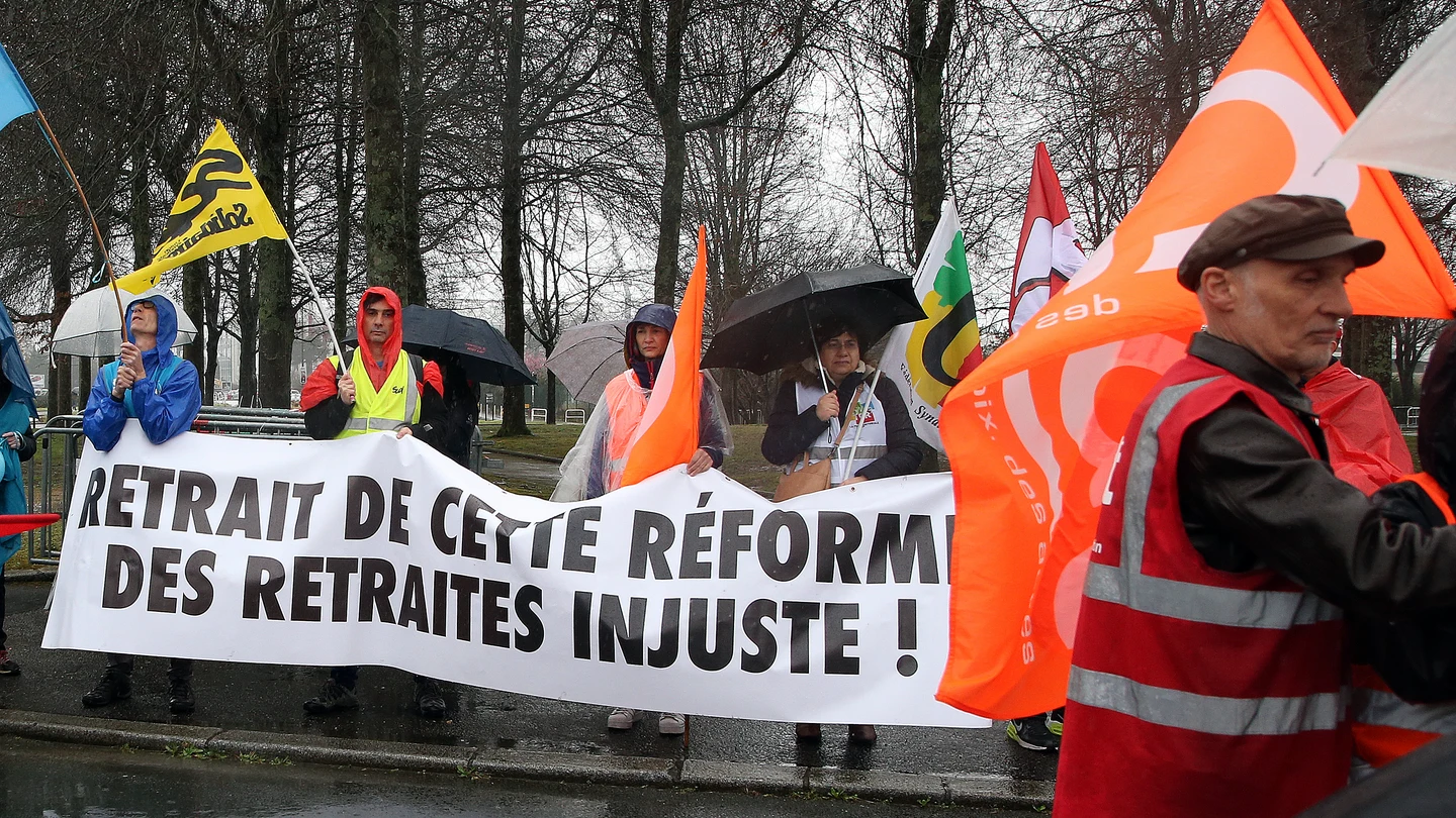 Protesta contra la reforma de las pensiones en Bayona, Francia Protesta contra la reforma de las pensiones en Bayona, Francia