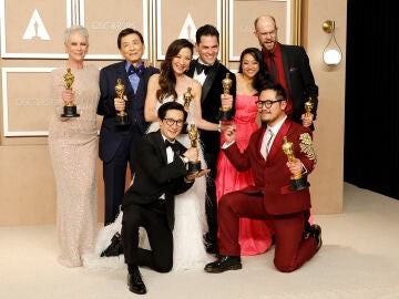 Why hasn’t the red carpet at the Oscars been red this year?