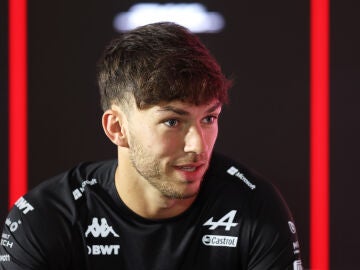 Pierre Gasly realizando unas declaraciones