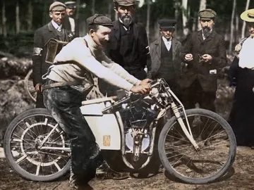 Skoda Motors celebra sus 120 años de su historia que comenzó sobre las dos ruedas Skoda Motors celebra sus 120 años de su historia que comenzó sobre las dos ruedas