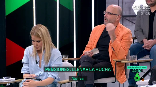El análisis de Javier Díaz-Giménez sobre las pensiones: "Las cotizaciones no pueden pagarlas, el sistema está quebrado" El análisis de Javier Díaz-Giménez sobre las pensiones: "Las cotizaciones no pueden pagarlas, el sistema está quebrado"