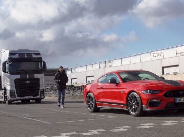 Ford F-Max y Ford Mustang Mach 1