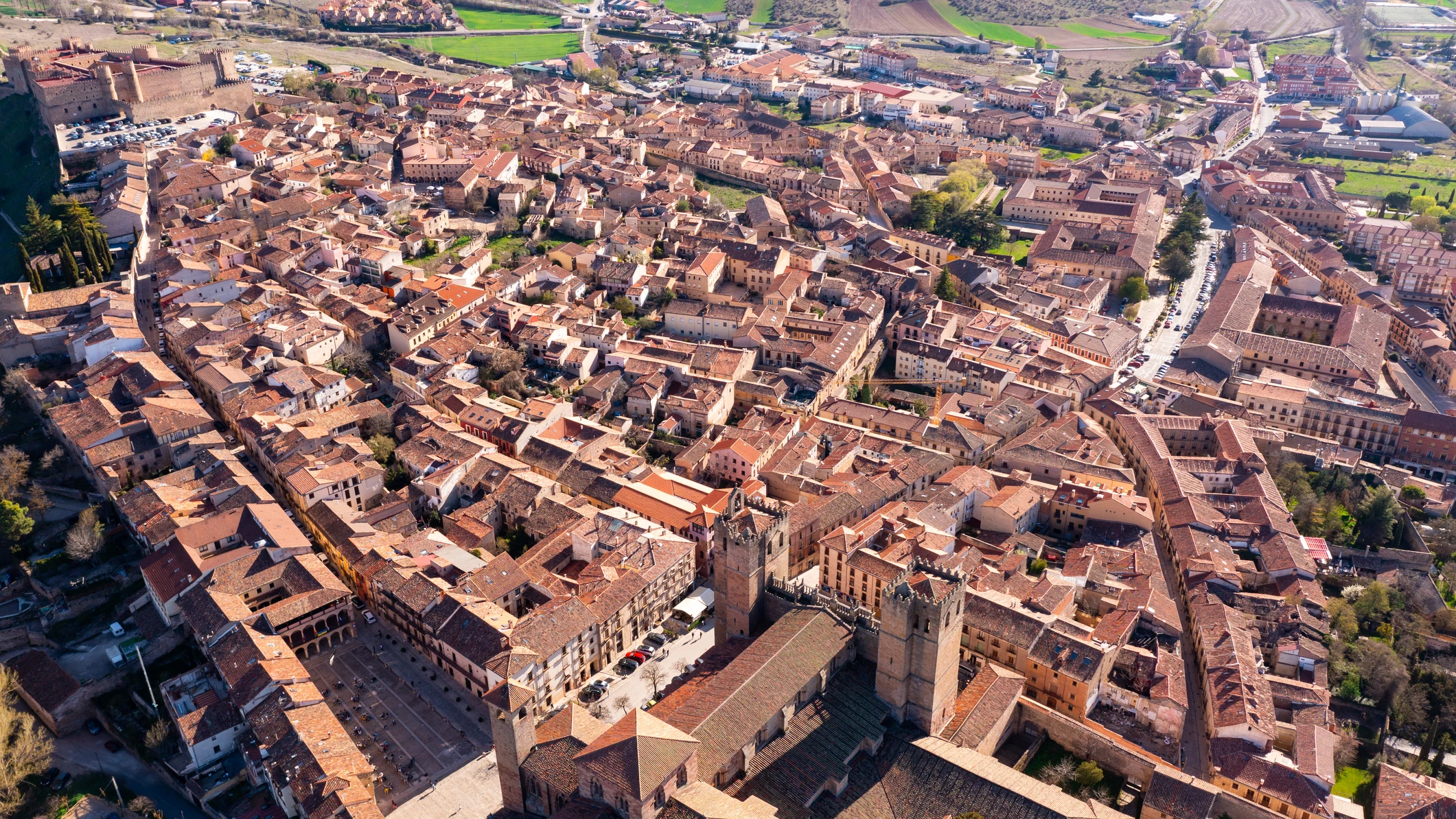 Vista aérea de Sigüenza (Guadalajara) Vista aérea de Sigüenza (Guadalajara)