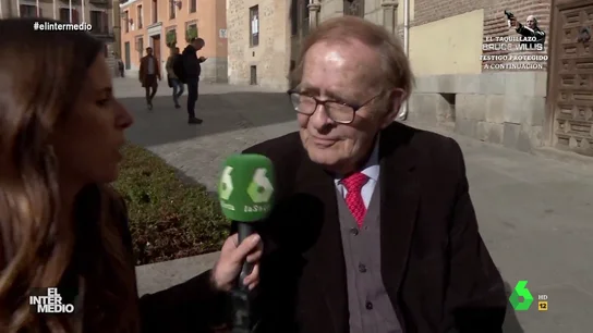 Vídeo manipulado - Ramón Tamames da una buena noticia 'al estilo doña Rogelia' Vídeo manipulado - Ramón Tamames da una buena noticia 'al estilo doña Rogelia'