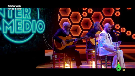 Vuelve a ver la actuación de El niño de Elche en El Intermedio Vuelve a ver la actuación de El niño de Elche en El Intermedio