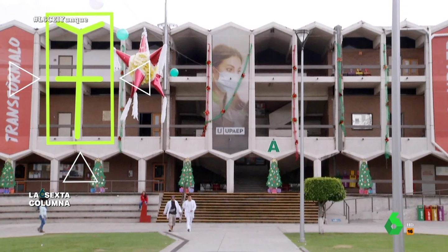Así son los orígenes de El Yunque: en un México anticatólico y captando liderazgos en la Universidad de Puebla En este vídeo, laSexta Columna analiza los orígenes de 'El Yunque' en el seno de la Universidad de Puebla en un México que perseguía el cristianismo y cómo evolucionó hasta supuestamente ayudar a la llegada de Vicente Fox a la presidencia del país.