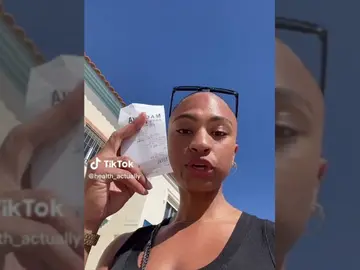Una joven de EE.UU se muda a Málaga y se hace viral en TikTok por la original forma de mostrar que no se arrepiente del cambio Una joven de EE.UU se muda a Málaga y se hace viral en TikTok por la original forma de mostrar que no se arrepiente del cambio