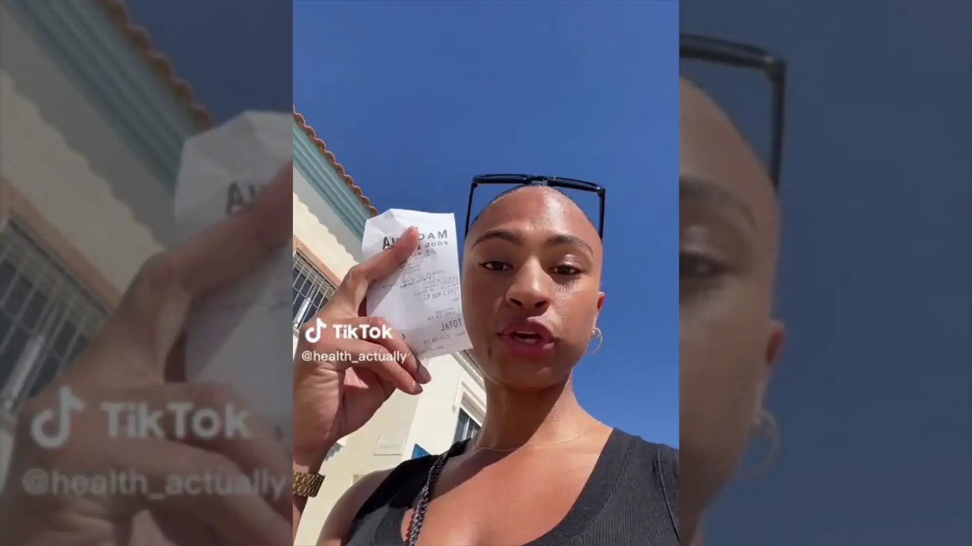 Una joven de EE.UU se muda a Málaga y se hace viral en TikTok por la original forma de mostrar que no se arrepiente del cambio