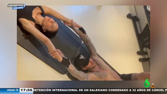 La crítica de Tatiana Arús a David y Victoria Beckham al verlos hacer abdominales: "Son de esas parejas que dan rabia" La crítica de Tatiana Arús a David y Victoria Beckham al verlos hacer abdominales: "Son de esas parejas que dan rabia"