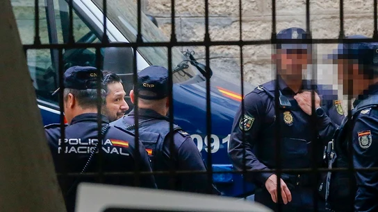 Rafael Amargo a su llegada a los juzgados de Alicante Rafael Amargo a su llegada a los juzgados de Alicante