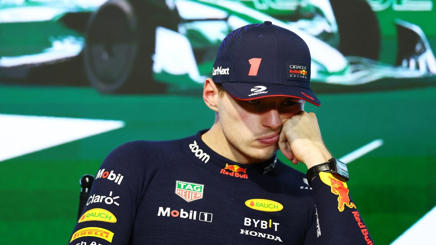 Max Verstappen, con cara de pocos amigos Max Verstappen, con cara de pocos amigos