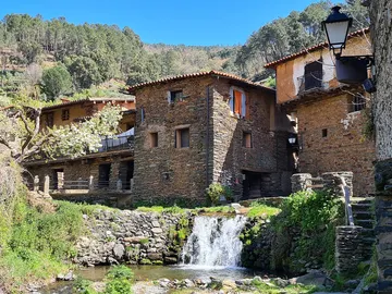 Robledillo de Gata, en Cáceres Robledillo de Gata, en Cáceres