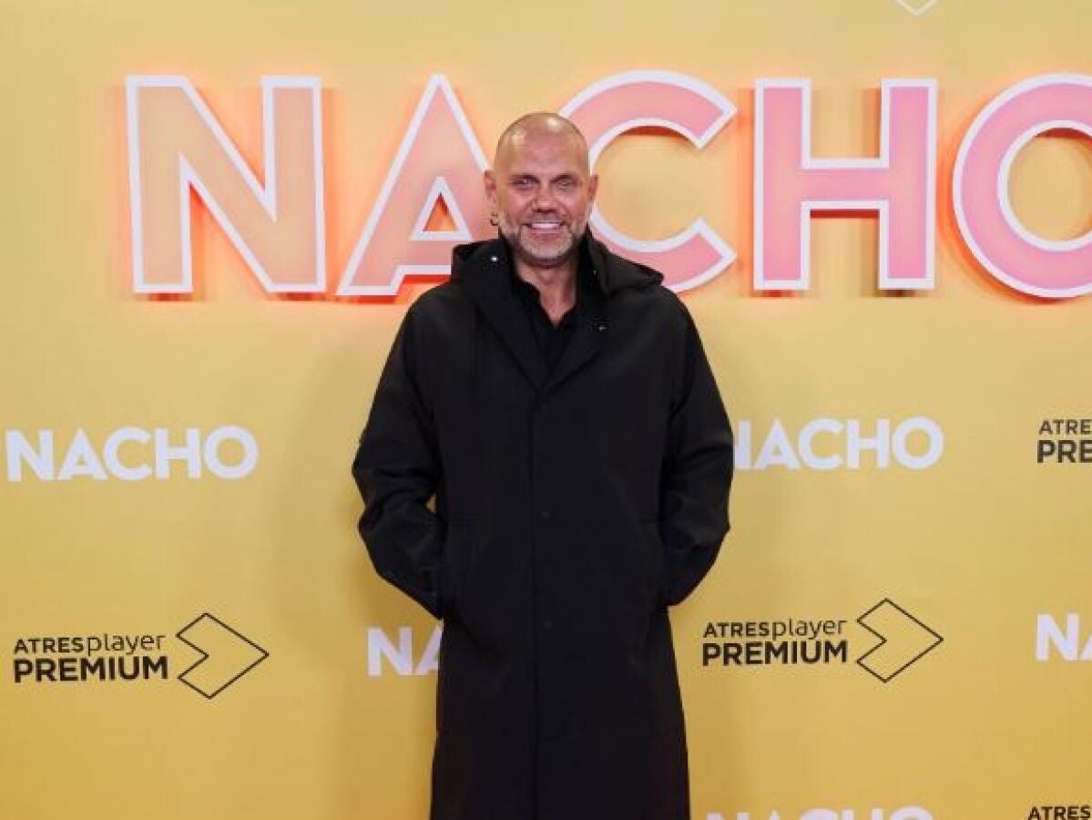 Nacho Vidal y otros personajes reales de la serie ¿Quién es quién en Nacho? imagen