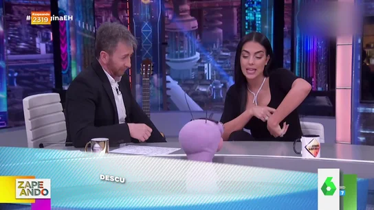 Georgina Rodríguez muestra en 'El Hormiguero' el tatuaje que le dibujó Cristiano Ronaldo Georgina Rodríguez muestra en 'El Hormiguero' el tatuaje que le dibujó Cristiano Ronaldo