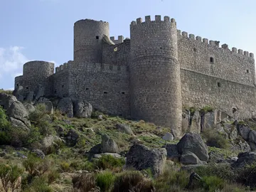 Castillo 'Aunqueospese' , en Ávila Castillo 'Aunqueospese' , en Ávila
