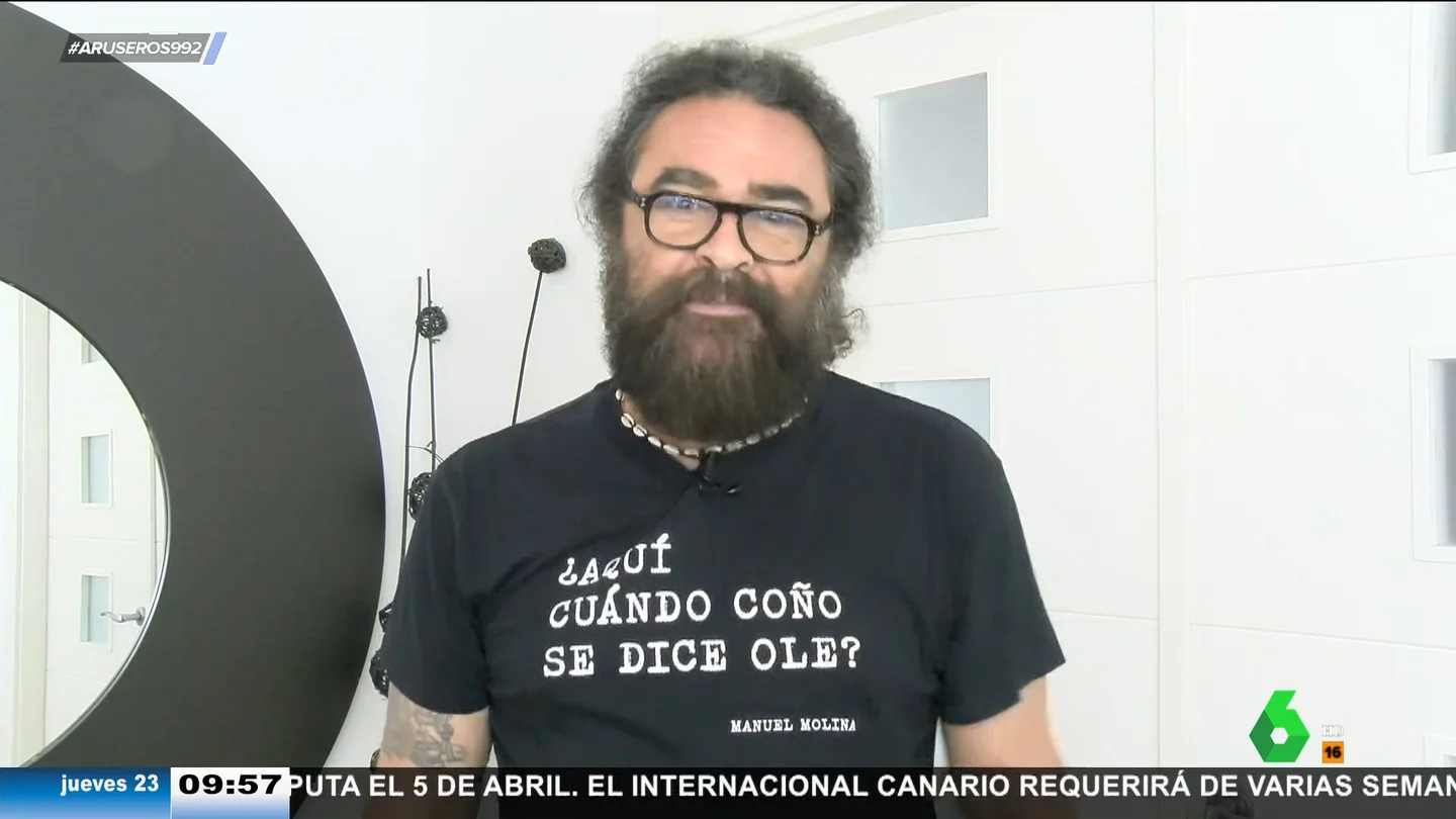 La divertida imitación de El Sevilla a Ramón Tamames tras la moción de censura: "Le veo excitado" La divertida imitación de El Sevilla a Ramón Tamames tras la moción de censura: "Le veo excitado"