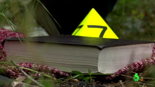 El misterio de la biblia encontrada junto a la ropa y pertenencias de Aurora Mancebo tras su desaparición El misterio de la biblia encontrada junto a la ropa y pertenencias de Aurora Mancebo tras su desaparición