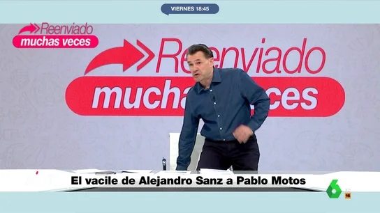 Iñaki López desvela el 'secreto' de la silla de Cristina Pardo en plató Iñaki López desvela el 'secreto' de la silla de Cristina Pardo en plató
