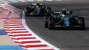 Fernando Alonso, por delante de Hamilton
