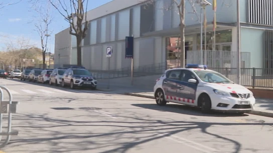 Detienen a un joven que logró estafar 300.000 euros con alquileres haciéndose pasar por el hijo de un multimillonario Detienen a un joven que logró estafar 300.000 euros con alquileres haciéndose pasar por el hijo de un multimillonario