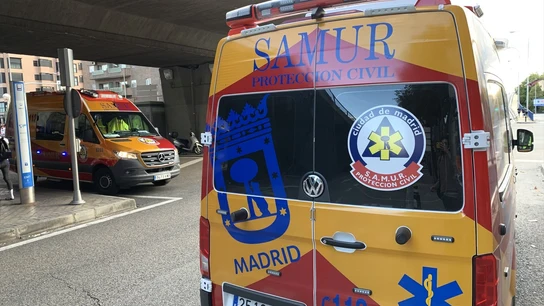 Imagen de archivo de una ambulancia de Samur Protección Civil Imagen de archivo de una ambulancia de Samur Protección Civil
