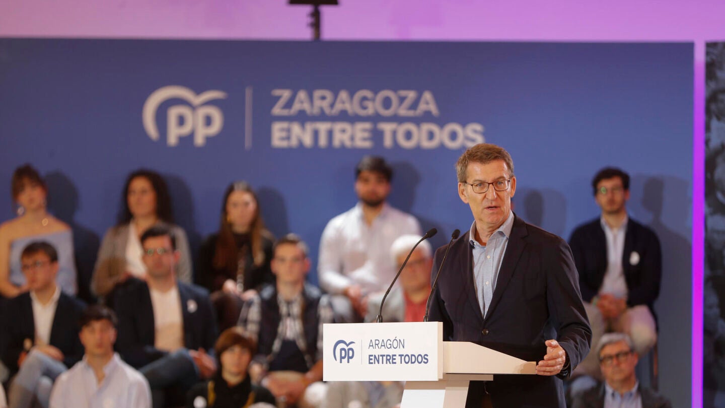 Feij&oacute;o reivindica la uni&oacute;n en el PP en el aniversario de su nombramiento frente a un Gobierno "dividido" 
