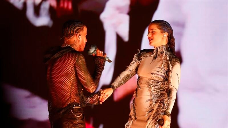 Rosalía y Rauw Alejandro, en el concierto del 1 de abril en San Juan de Puerto Rico