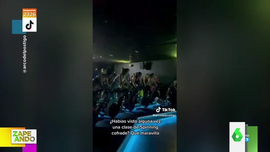La surrealista clase de spinning ambientada en la Semana Santa: "¿Es devoción o se considera pecado?" La surrealista clase de spinning ambientada en la Semana Santa: "¿Es devoción o se considera pecado?"