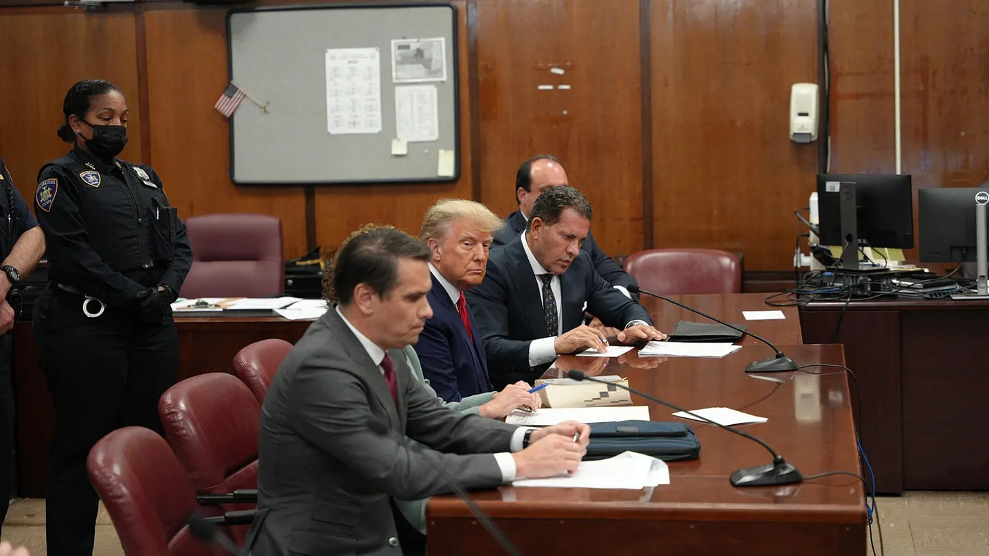 El expresidente de EEUU, Donald J. Trump, a sus abogados en el juicio El expresidente de EEUU, Donald J. Trump, a sus abogados en el juicio