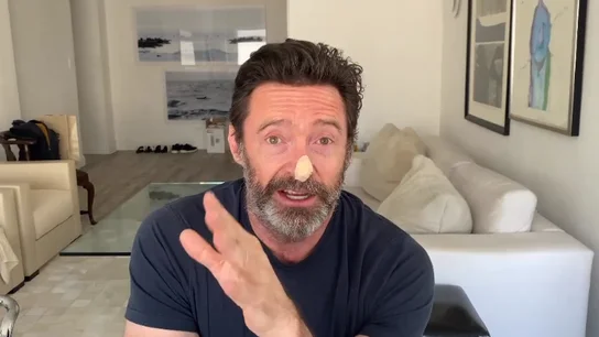 Hugh Jackman se somete de nuevo a dos biopsias ante el riesgo de reaparición del cáncer de piel Hugh Jackman se somete de nuevo a dos biopsias ante el riesgo de reaparición del cáncer de piel