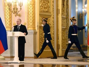 Putin accuses the United States of provoking war in Ukraine with its support for the 2014 riots