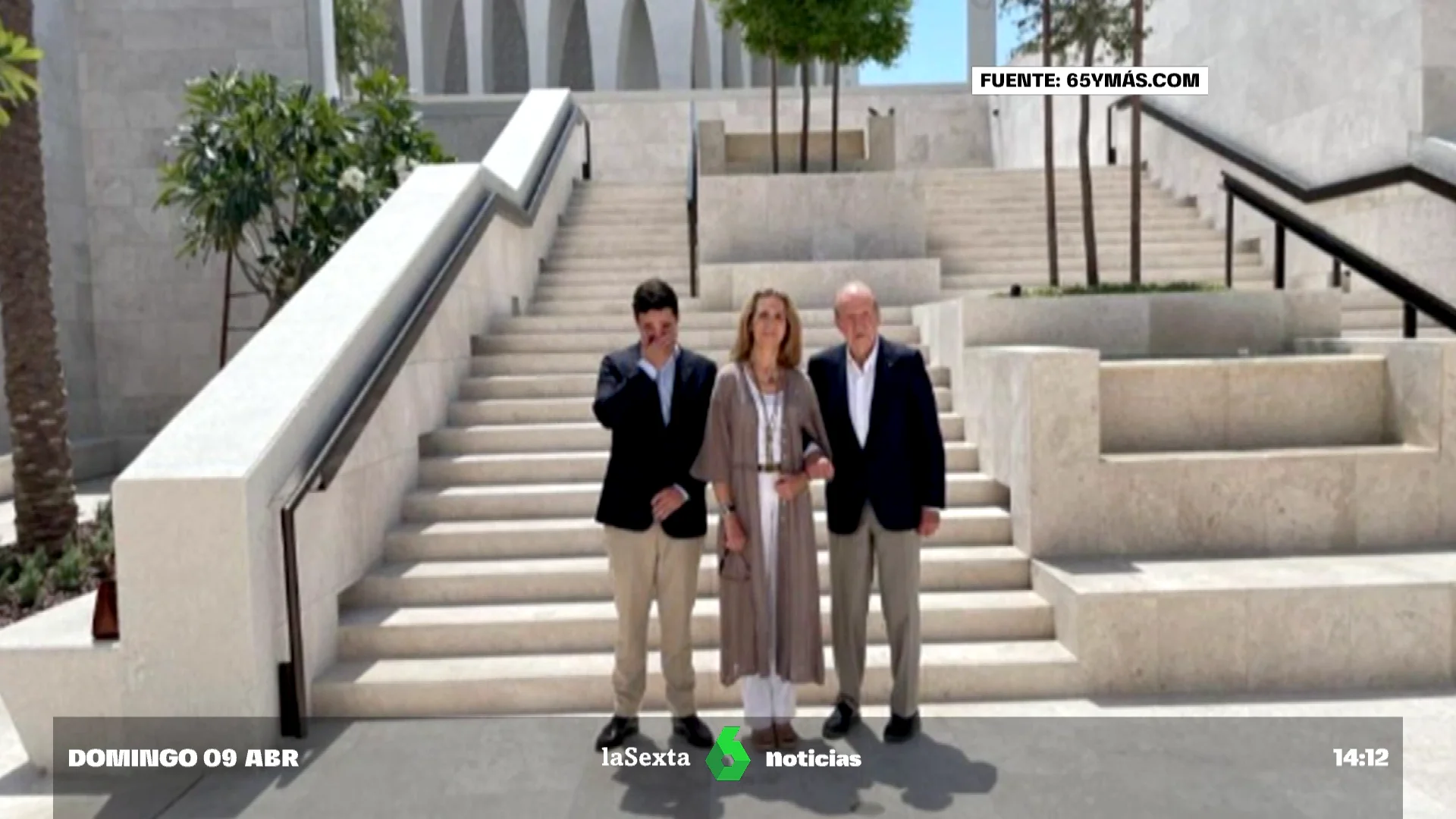 Juan Carlos I pasa el Domingo de Resurrección con la infanta Elena y su nieto Froilán en Abu Dabi