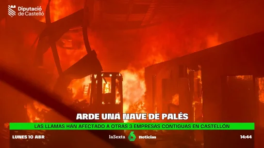 Arde una nave en Castellón Arde una nave en Castellón