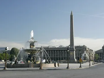 Obelisco de Luxor: ¿por qué fue trasladado desde Tebas a París? Obelisco de Luxor: ¿por qué fue trasladado desde Tebas a París?