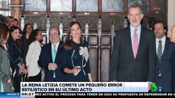 El lapsus estilístico de la reina Letizia: se le transparenta el sujetador por culpa de los flashes