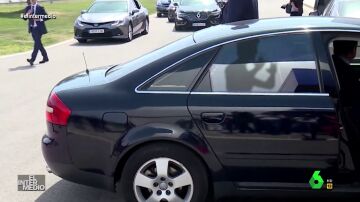 Vídeo manipulado - Pedro Sánchez lo da todo en el coche oficial mientras escucha 'El baile de los pajaritos'