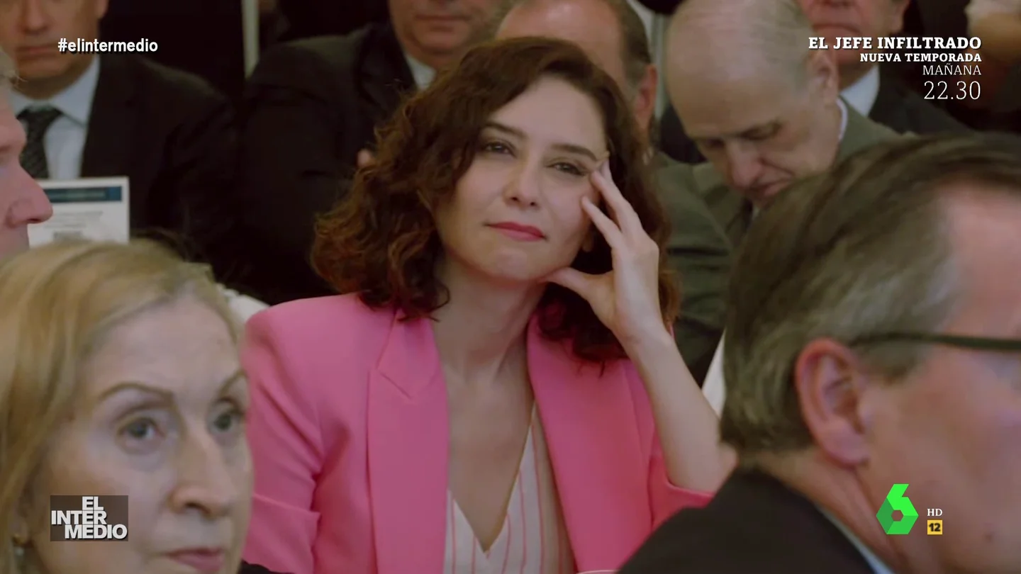 Vídeo manipulado - Las caras de Isabel Díaz Ayuso durante la intervención de Alberto Núñez Feijóo Vídeo manipulado - Las caras de Isabel Díaz Ayuso durante la intervención de Alberto Núñez Feijóo