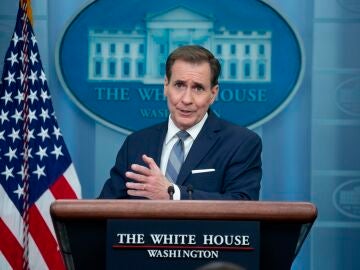The author of the leaks of the Pentagon documents would be a worker at a United States military base