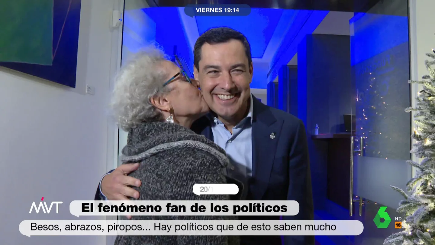 Besos y abrazos, piropos, mensajes en escayolas... los políticos españoles que levantan "pasiones" entre sus fans Besos y abrazos, piropos, mensajes en escayolas... los políticos españoles que levantan "pasiones" entre sus fans