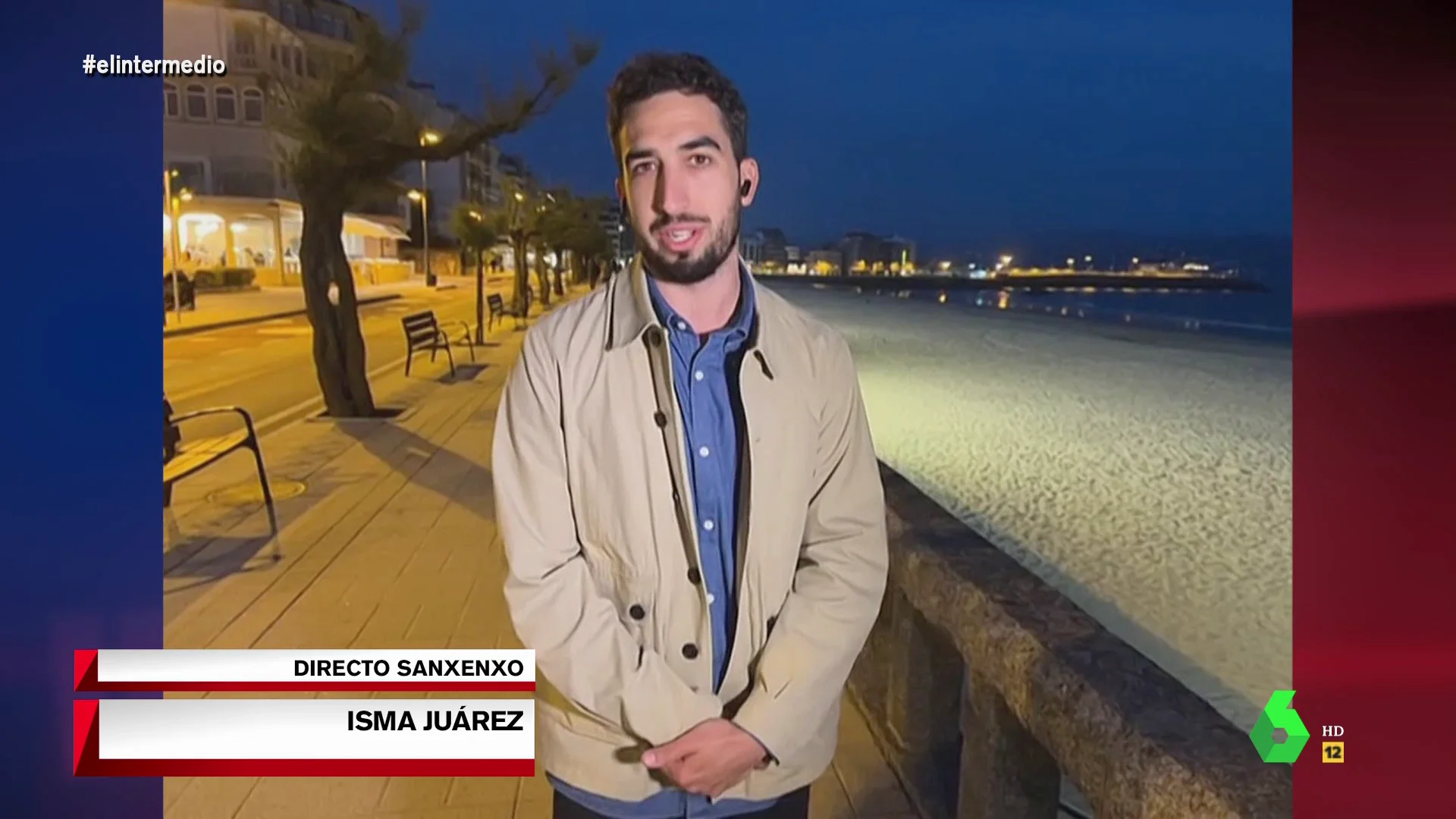 En este vídeo, El Intermedio conecta con Isma Juárez, que se ha trasladado hasta Sanxenxo para informar sobre la visita del rey Juan Carlos: "A él le ha llegado un cargamento de pescado, pues yo he comido una milanesa de pollo", explica.