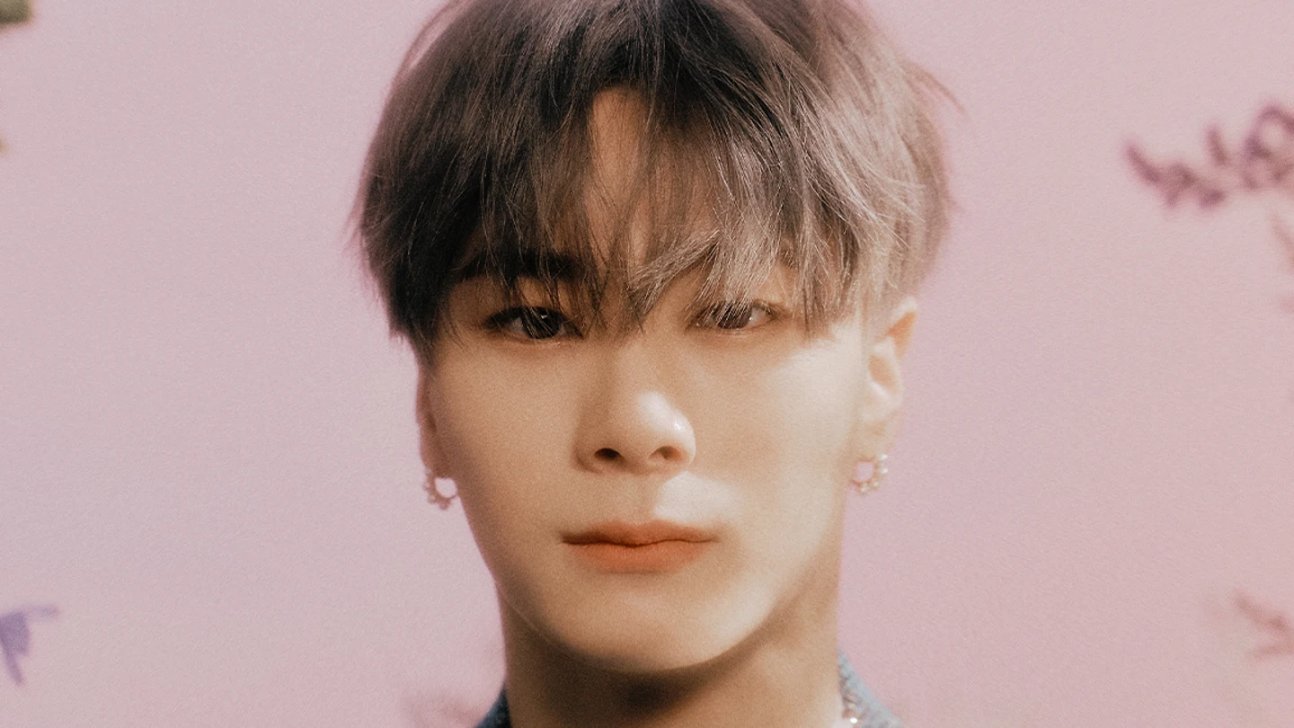 El cantante Moonbin El cantante Moonbin