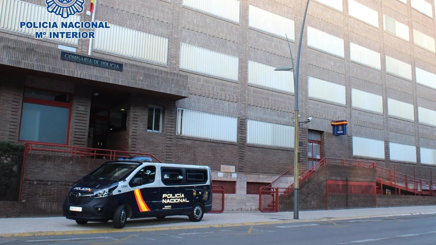 Fotografía de archivo de la Comisaría de la Policía Nacional de Almería Fotografía de archivo de la Comisaría de la Policía Nacional de Almería