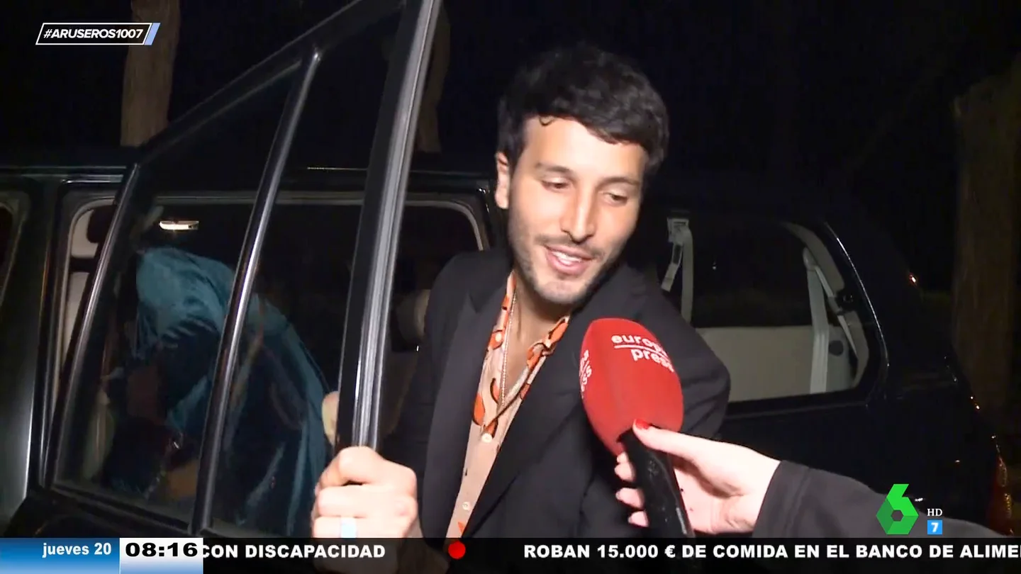 Las palabras de Sebastián Yatra que "desarman" a una reportera: "Te camela con esa forma de hablar" Las palabras de Sebastián Yatra que "desarman" a una reportera: "Te camela con esa forma de hablar"