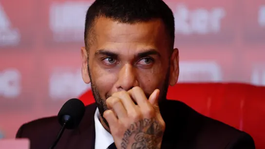 El jugador de fútbol Dani Alves El jugador de fútbol Dani Alves