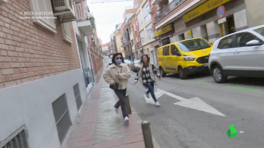 La dueña del 'hostal de los horrores' echa a correr para no responder a Equipo de Investigación tras una inspección La dueña del 'hostal de los horrores' echa a correr para no responder a Equipo de Investigación tras una inspección