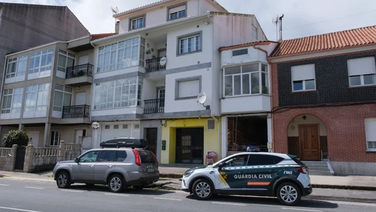 Detienen al hijo 19 años del hombre hallado muerto en Muros (A Coruña) con signos de violencia Detienen al hijo 19 años del hombre hallado muerto en Muros (A Coruña) con signos de violencia