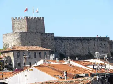 Castillo de San Vicente de la Barquera: ¿sabías que también es conocido como “Castillo del Rey”? Castillo de San Vicente de la Barquera: ¿sabías que también es conocido como “Castillo del Rey”?