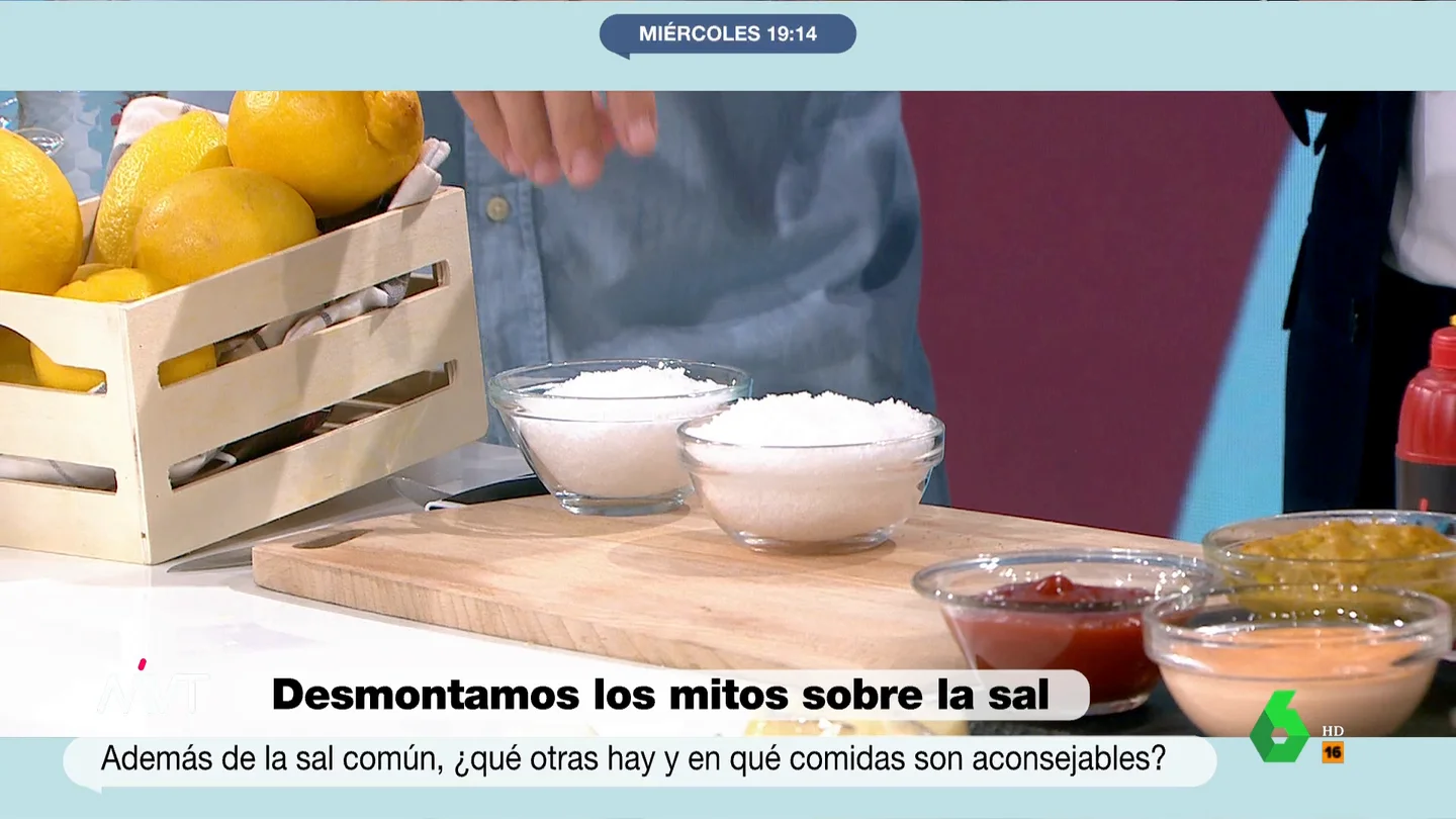 El nutricionista Pablo Ojeda explica los diferentes tipos de sal y desvela cuándo debes echarla en tus platos El nutricionista Pablo Ojeda explica los diferentes tipos de sal y desvela cuándo debes echarla en tus platos