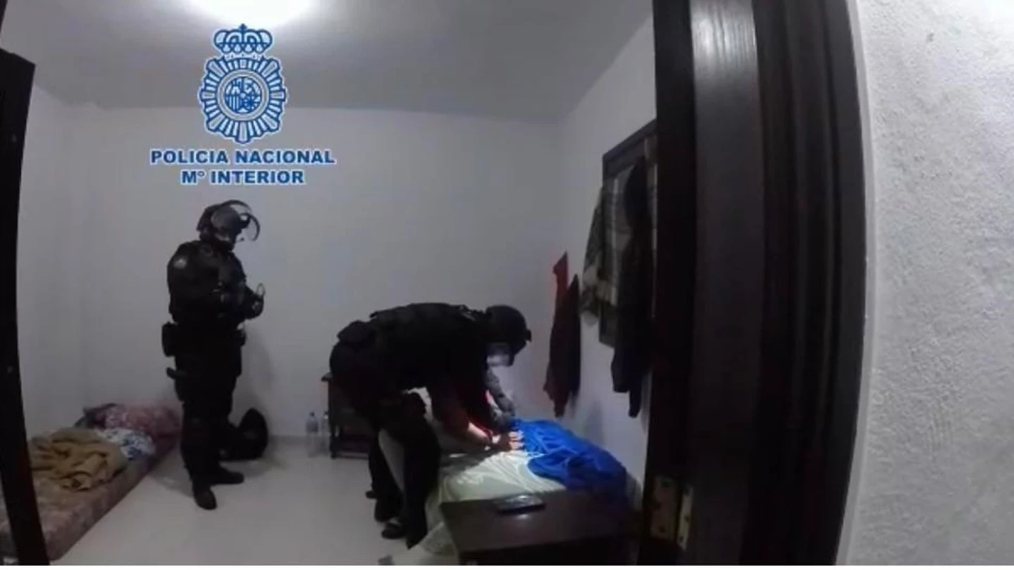Detienen a cinco jóvenes por asesinar a un hombre en Lanzarote con el que habían tenido varios altercados Detienen a cinco jóvenes por asesinar a un hombre en Lanzarote con el que habían tenido varios altercados