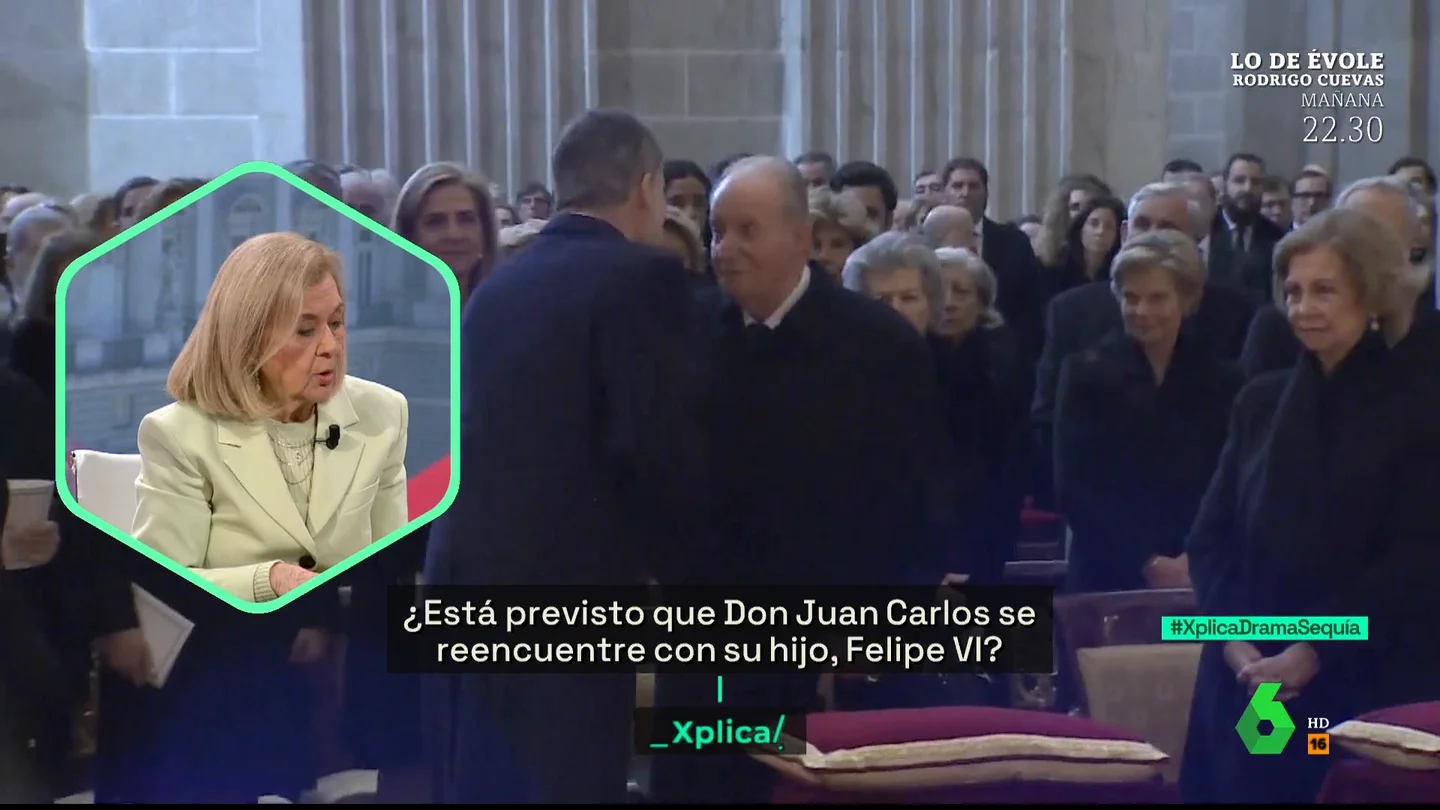 Carmen Enríquez desvela cómo está la relación entre Felipe VI y el rey Juan Carlos "El rey Felipe VI no está de acuerdo con muchas cosas que hace su padre", apunta Carmen Enríquez, que en este vídeo también asegura que "En Zarzuela insisten en que si el rey está en Abu Dabi es porque él tomó esa decisión".